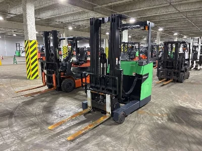 Toyota  FORKLIFT