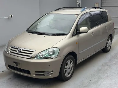 Toyota Ipsum