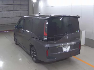 Honda STEPWGN SPADA