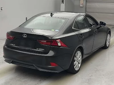 Lexus IS300h