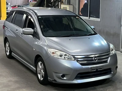 Nissan Lafesta