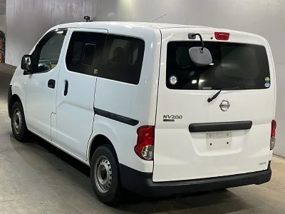 Nissan NV200 VANETTE VAN