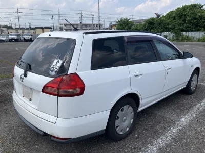 Nissan WINGROAD