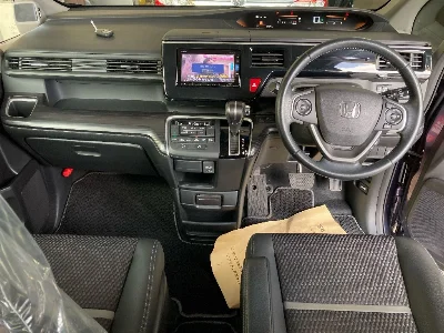 Honda STEPWGN SPADA