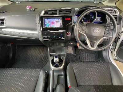 Honda FIT HYBRID