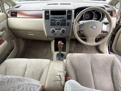 Nissan Tiida Latio