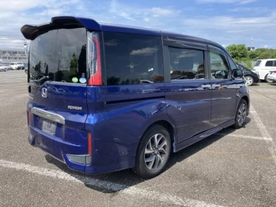 Honda STEPWGN SPADA