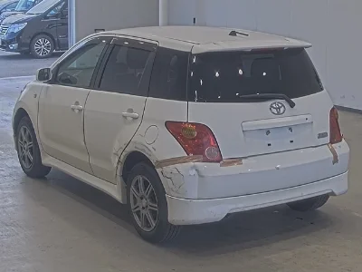 Toyota Ist
