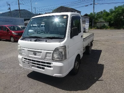 Nissan NT100 Clipper