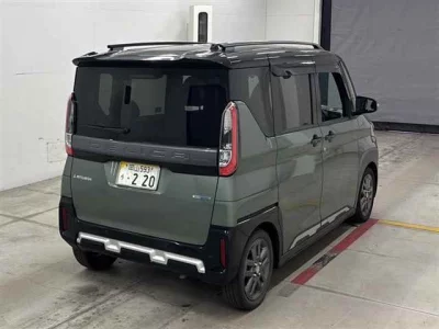 Mitsubishi Delica Mini
