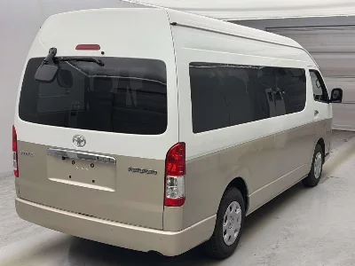 Toyota HIACE WAGON