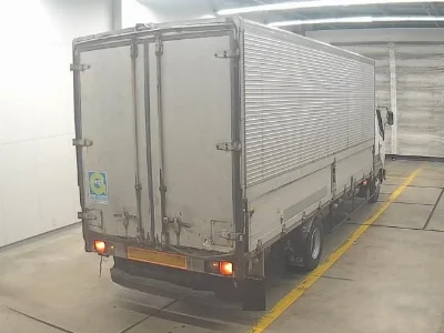 Mitsubishi FUSO FIGHTER