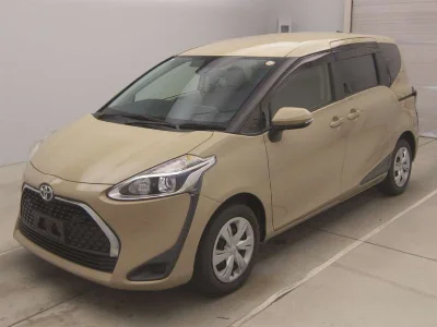 Toyota Sienta