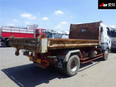 Mitsubishi FUSO FIGHTER
