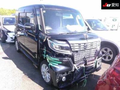 Suzuki Spacia Custom