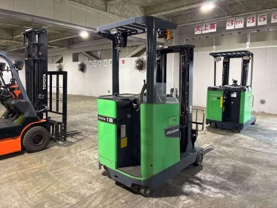 Toyota  FORKLIFT