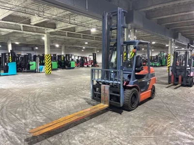 Toyota  FORKLIFT