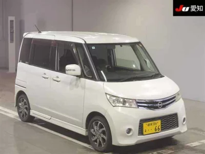 NISSAN ROOX
