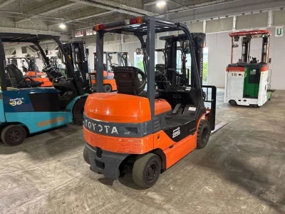 Toyota  FORKLIFT