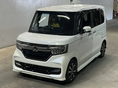 Honda N BOX CUSTOM