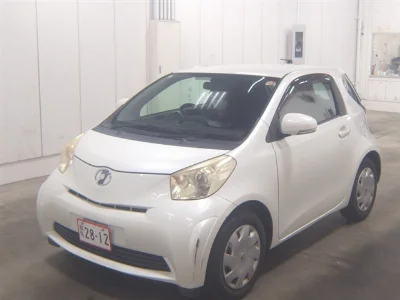 Toyota iQ