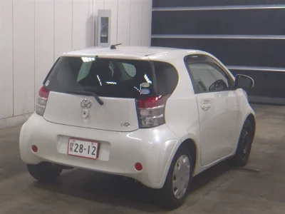 Toyota iQ