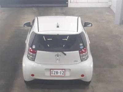 Toyota iQ