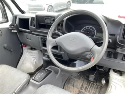 Mitsubishi Minicab