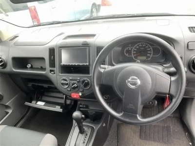 Nissan AD