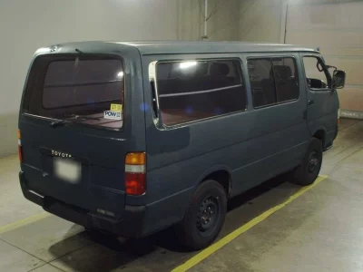 Toyota HiAce Van