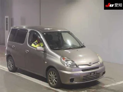 Toyota FUN CARGO