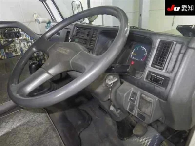 Mazda Titan