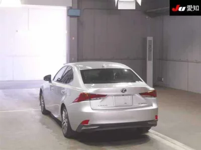 Lexus IS300h