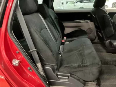 MITSUBISHI GRANDIS
