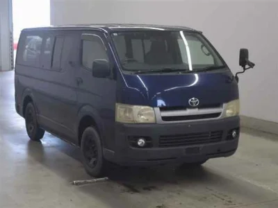 TOYOTA HIACE VAN