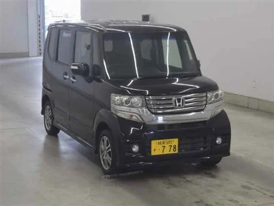 HONDA N BOX CUSTOM