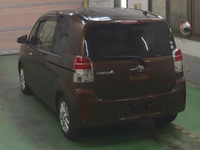 TOYOTA SPADE
