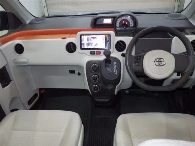 TOYOTA SPADE
