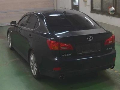 LEXUS IS