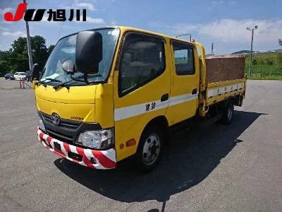 TOYOTA DYNA
