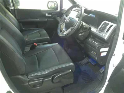 HONDA STEPWGN SPADA
