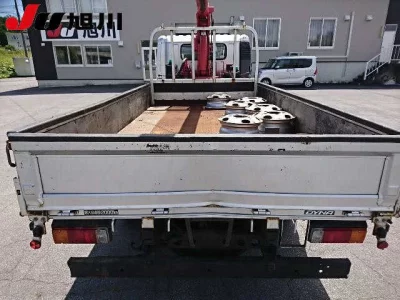 TOYOTA DYNA