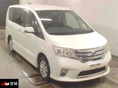 NISSAN SERENA