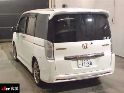 HONDA STEPWGN SPADA