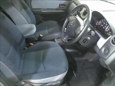MAZDA VERISA