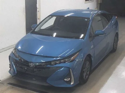 TOYOTA PRIUS PHV