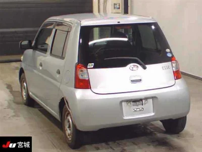 DAIHATSU ESSE