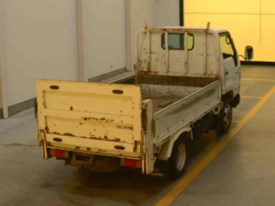 TOYOTA DYNA