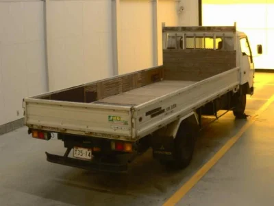MITSUBISHI CANTER