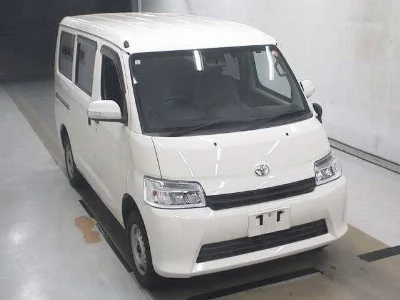 TOYOTA TOWN ACE VAN